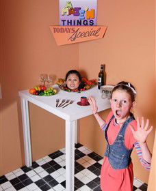 A Maze'N Things - Kalgoorlie Accommodation 1