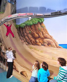 A Maze'N Things - Kalgoorlie Accommodation 4