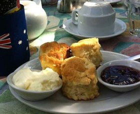 Afternoon Tea At Burnett House - Kalgoorlie Accommodation 1