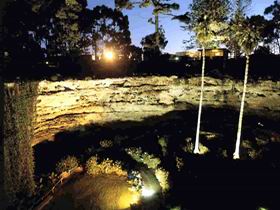 Umpherston Sinkhole - Kalgoorlie Accommodation 1