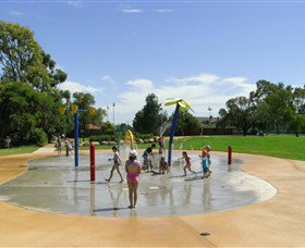Elston Park Water Park - Kalgoorlie Accommodation 2