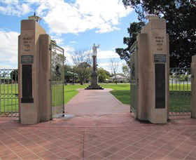 Goondiwindi War Memorial - Kalgoorlie Accommodation 0