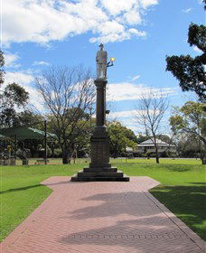 Goondiwindi War Memorial - Kalgoorlie Accommodation 1