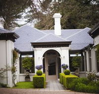 Duneira Mt Macedon - Kalgoorlie Accommodation