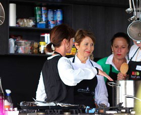 Food I Am Cooking School - Kalgoorlie Accommodation 4