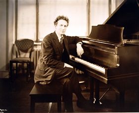 Grainger Museum - Kalgoorlie Accommodation 2