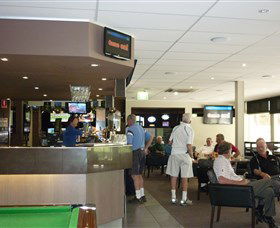 Queanbeyan Golf Club - Kalgoorlie Accommodation 1
