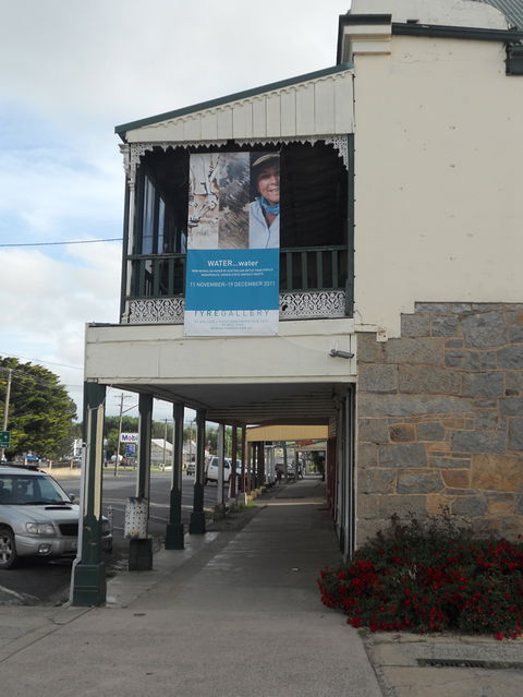 FyreGallery - Kalgoorlie Accommodation 2
