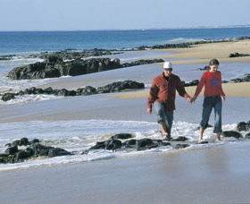 Back Beach - Kalgoorlie Accommodation 1