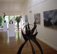 Ivy Hill Gallery - Kalgoorlie Accommodation