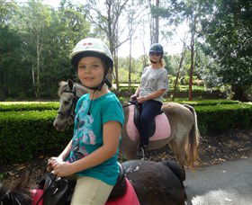 Port Macquarie Horse Riding Centre - Kalgoorlie Accommodation 2