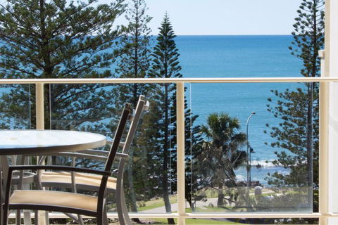 Pacific Beach Resort - Kalgoorlie Accommodation 0