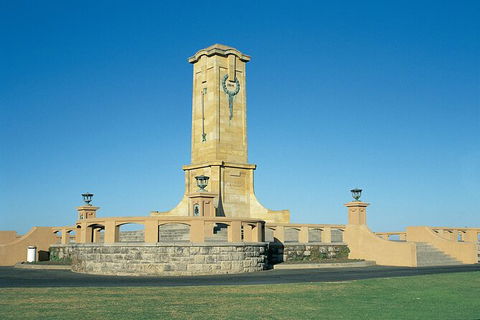 Full-Day Penguin Island & Fremantle Town - Kalgoorlie Accommodation 3