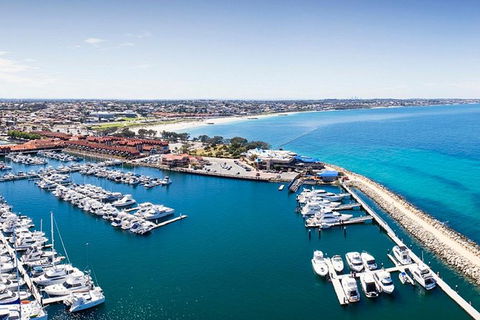 Snorkel With Sharks At AQWA - Kalgoorlie Accommodation 7
