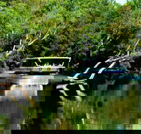Perth River Cruise and Vineyard Experience Best of Both Worlds - Kalgoorlie Accommodation