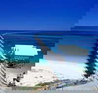 Full-Day Busselton Jetty Train Ride  Dophin Discovery - Kalgoorlie Accommodation