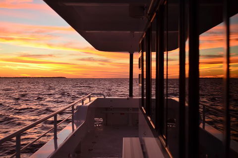 Hervey Bay Sunset Cruise - Kalgoorlie Accommodation 1