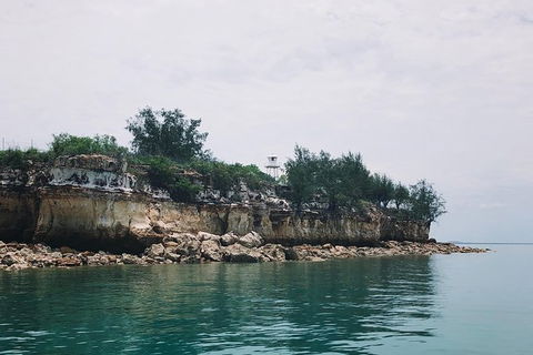 Darwin Combo: The Bombing Of Darwin Experience & Darwin Harbour Cruise - Kalgoorlie Accommodation 4