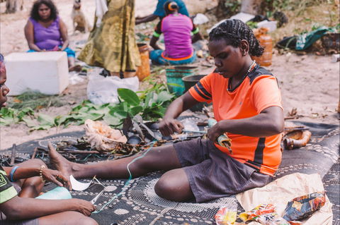 Anindilyakwa Arts, Groote Eylandt - Kalgoorlie Accommodation 2