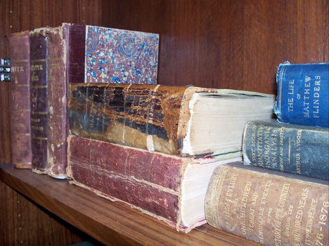 Local History Room - Kalgoorlie Accommodation 1