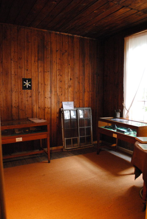 Portable Iron Houses - Kalgoorlie Accommodation 1