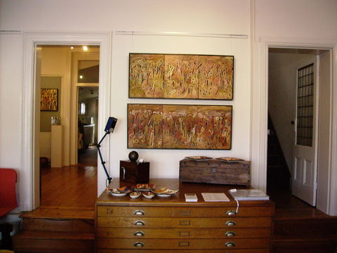 Falkner Gallery - Kalgoorlie Accommodation 1