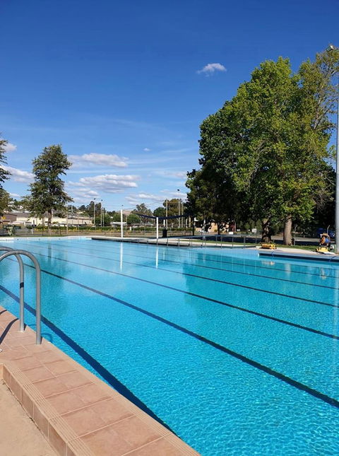 Gundagai Memorial Swimming Pool - Kalgoorlie Accommodation 1