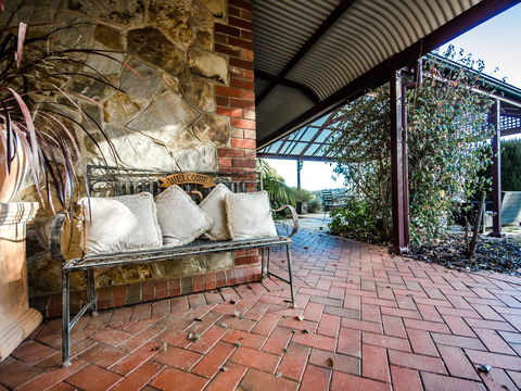 Hahndorf Creek Wellness Spa - Kalgoorlie Accommodation 2