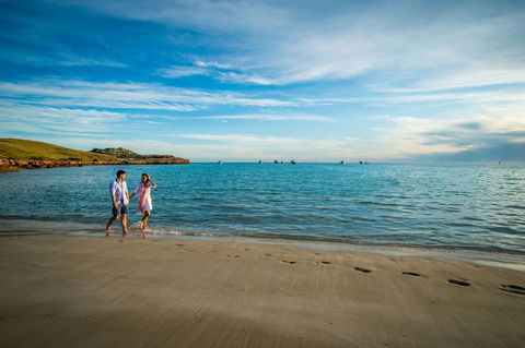 Paradise Beach - Kalgoorlie Accommodation 0