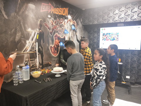 Entermission Melbourne - Team Based Virtual Reality Escape Rooms - Kalgoorlie Accommodation 2