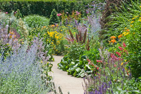 Alowyn Gardens And Nursery - Kalgoorlie Accommodation 2