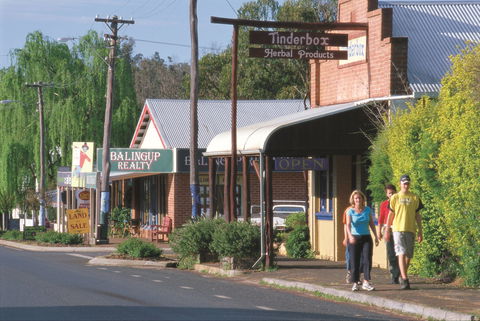 Balingup - Kalgoorlie Accommodation 0