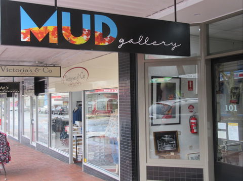 MUD Gallery - Kalgoorlie Accommodation 0