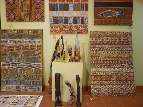 Tiwi Design Aboriginal Corporation - Kalgoorlie Accommodation 0