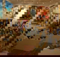 Articles Fine Art Gallery - Kalgoorlie Accommodation