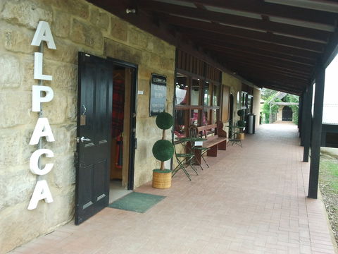 Australian Alpaca Barn - Pokolbin - Kalgoorlie Accommodation 0