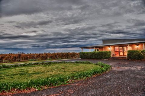 Baratto Wines - Kalgoorlie Accommodation 1