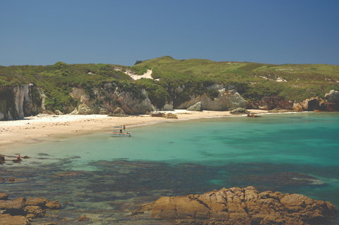 Broughton Island - Kalgoorlie Accommodation 1