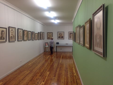 Doris Golder Wool Art Gallery - Kalgoorlie Accommodation 2