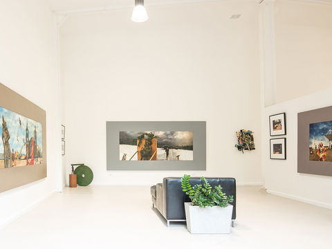 Phillips Gallery - Kalgoorlie Accommodation 1