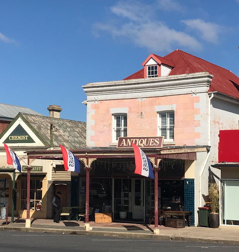 Braidwood Antiques - Kalgoorlie Accommodation 0