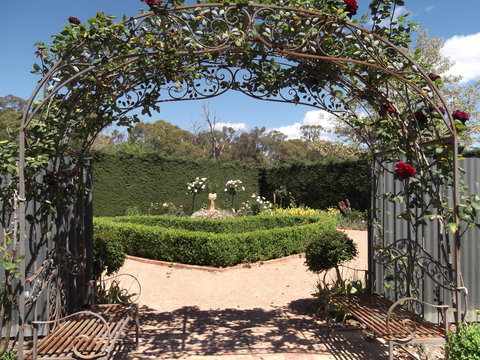 High Country Maze - Kalgoorlie Accommodation 2