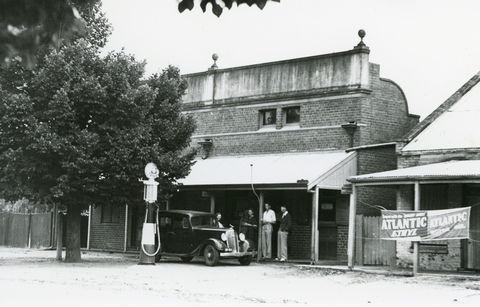 Jindera Heritage Walk - Kalgoorlie Accommodation 0