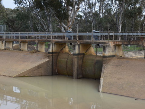 Lawson Syphon - Kalgoorlie Accommodation 0