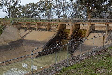 Lawson Syphon - Kalgoorlie Accommodation 2