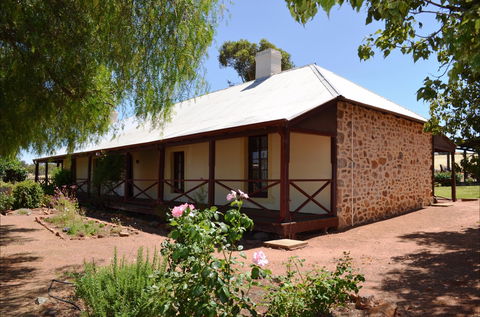 Morby Cottage - Kalgoorlie Accommodation 0