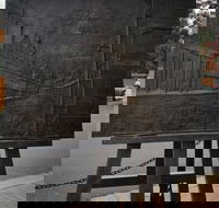 Russell Drysdale Easel Sculpture - Kalgoorlie Accommodation