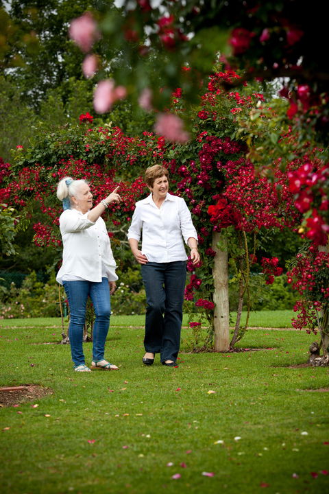 Victoria State Rose Garden At Werribee Park - Kalgoorlie Accommodation 2