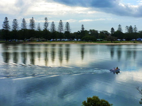 Evans River - Kalgoorlie Accommodation 1