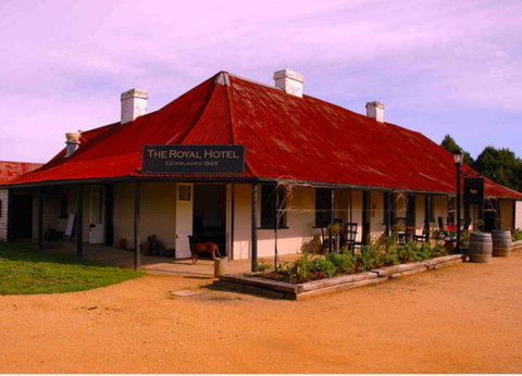 Gundaroo - Kalgoorlie Accommodation 0